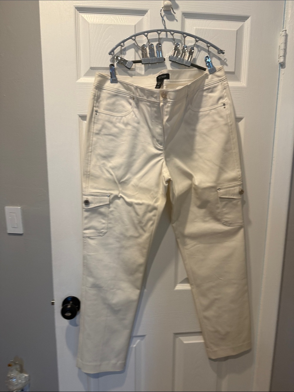 White House Black Market Cream Utility Cargo Pants